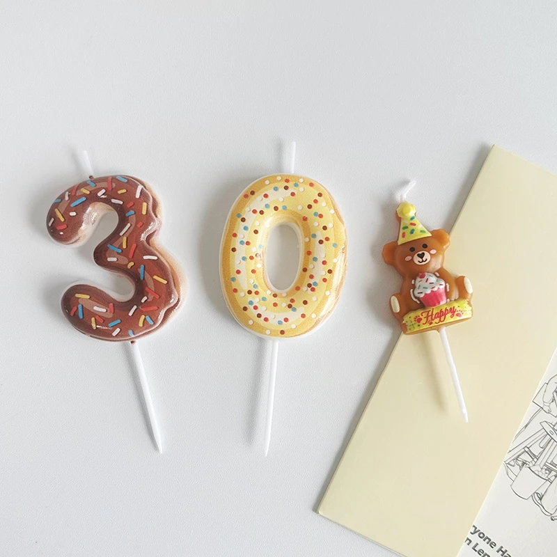 Sweet Donut Number Candle 0-9  - đánh giá và giá Zebra Candle Supplies